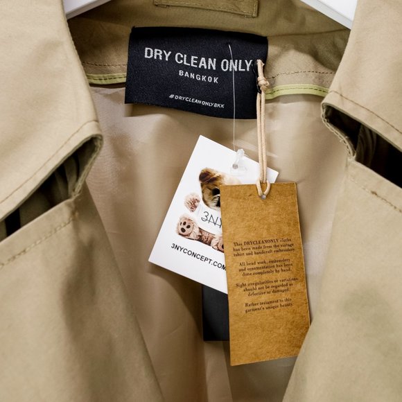 Dry Clean Only Reworked Scarf Panel Trench - Picture 4 of 10